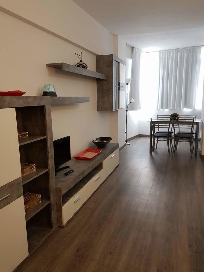 Edificio Betancourt Apartment *